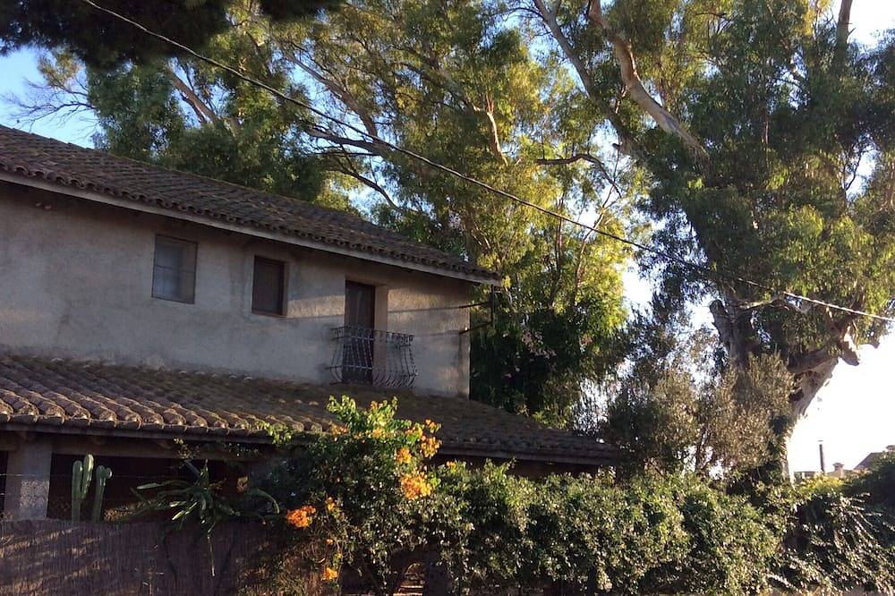 Entire apartment, \"The Garage\" of Sorrapa in La Cava, Terres de l'Ebre