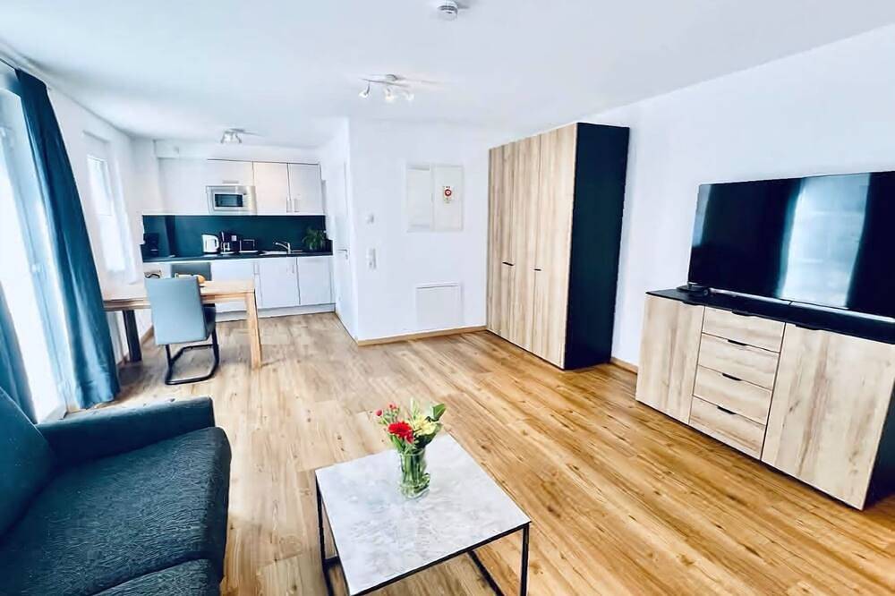 Ganze Wohnung, Ferienwohnung S1 Anna mit 31 qm, 1 Wohn-/Schlafzimmer, max für 2 Personen in Endingen am Kaiserstuhl, Endingen