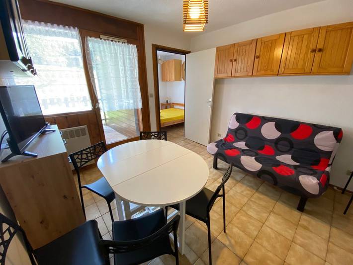 Ganze Wohnung, Gemütliches Apartment, nahe Etale, südlicher Balkon, Parkplatz in La Clusaz, Annecy und Umgebung