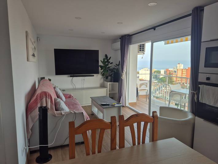 Entire apartment, 'Pausa Azul' Apartment with Sea Views, Wi-Fi, and Air Conditioning in Benalmádena Costa, Benalmádena