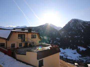 Ferienhaus für 14 Personen, mit Terrasse und Garten in Kappl