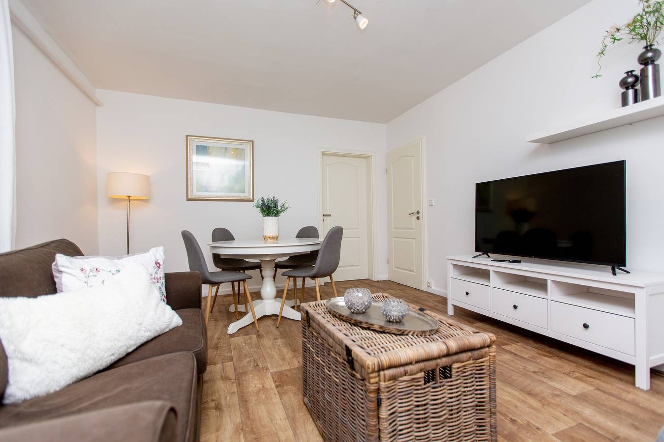 Ganze Ferienwohnung, Kleines Landdomiziel in Jabel, Mecklenburgische Seenplatte