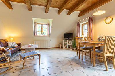 Ganze Wohnung, Schöne Ferienwohnung für bis zu 4 Personen plus Hund in Vollerwiek, Eiderstedt