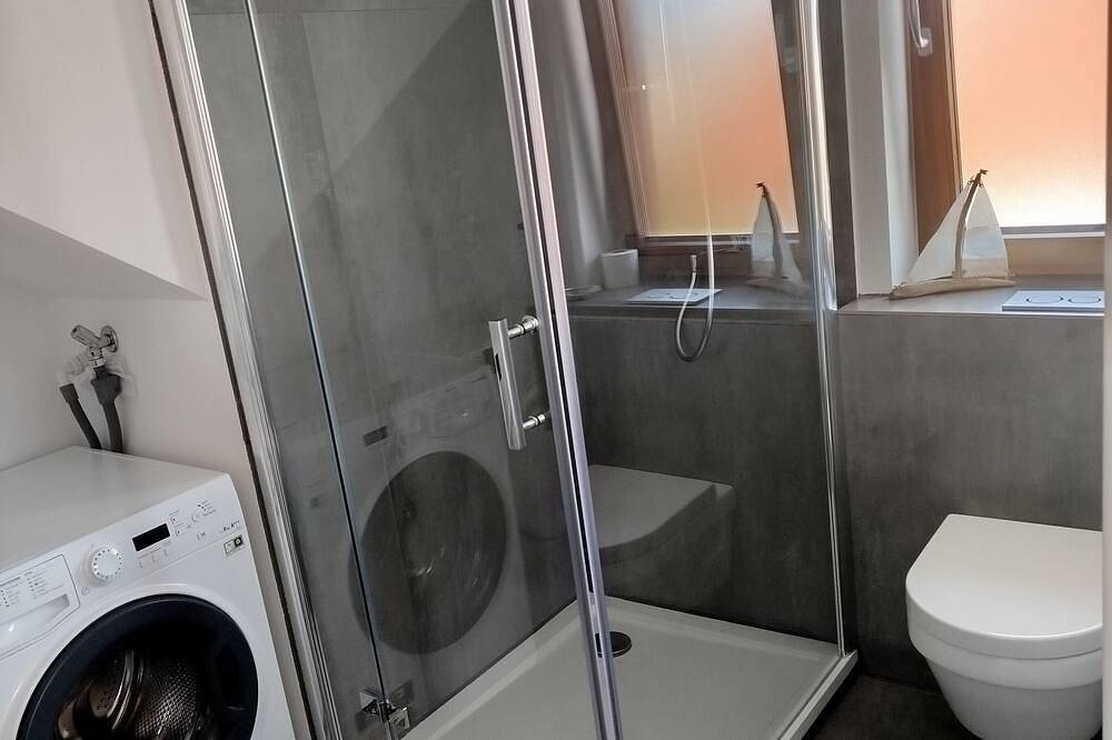 Ganze Wohnung, Wunderschöne Ferienwohnung mit kostenlosem Parkplatz in Mühlheim an der Donau, Landkreis Tuttlingen