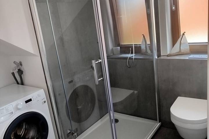 Ganze Wohnung, Wunderschöne Ferienwohnung mit kostenlosem Parkplatz in Mühlheim an der Donau, Landkreis Tuttlingen