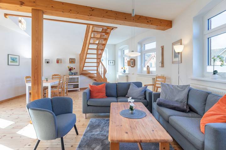 Ganze Wohnung, Ferienwohnung "Küstenfrische" in zentraler Lage Husums für bis zu 4 Personen in Husum Hafen, Husum