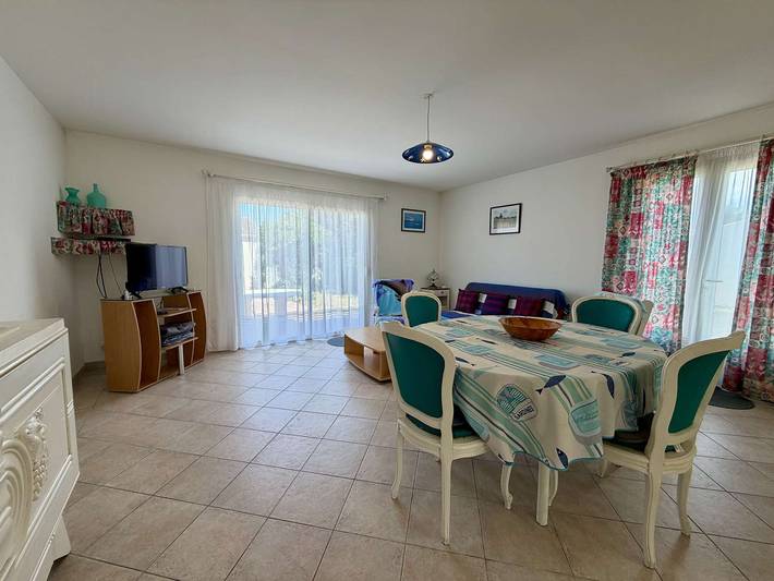 Ruhiges 3-Zimmer-Haus, umzäunter Garten, Haustiere erlaubt in La Brée-les-Bains in La Brée-les-Bains, Côte de Beauté