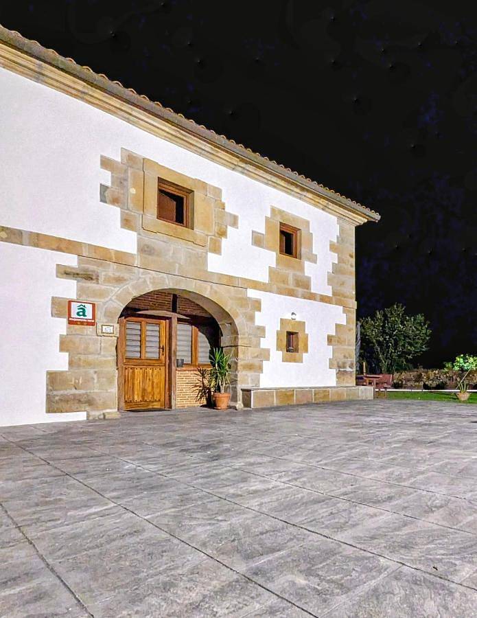 Casa de vacaciones para 11 personas, con jardín y vistas, Se admiten mascotas en Valle del Pas-Pisueña - 3