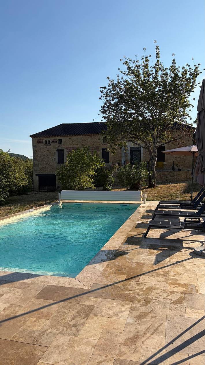 Location de vacances pour 4 personnes, avec terrasse et jardin à Soturac