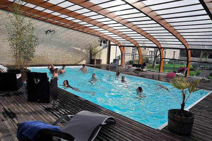 Location de vacances pour 14 personnes, avec jardin ainsi que sauna et jacuzzi, animaux acceptés à Vienne-en-Bessin