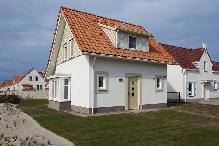 Ferienhaus für 4 Personen, mit Balkon/Terrasse und Terrasse sowie Garten in Cadzand-Bad