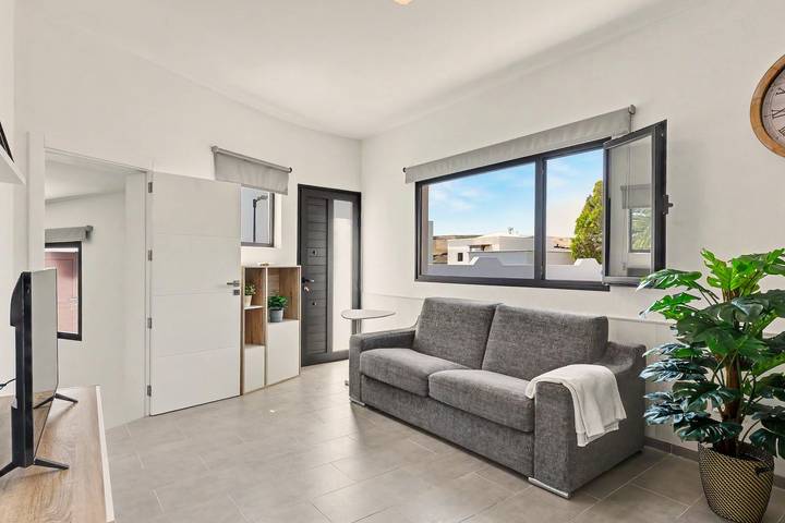 Entire apartment, Vacation Apartment 'Guada' with Private Terrace, Wi-Fi and Air Conditioning in Tao, Teguise