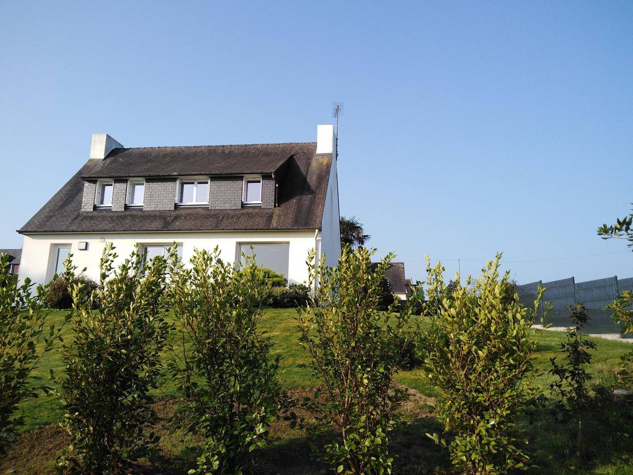 Maison à Perros-Guirec proche des plages in Saint-Quay-Perros, Côte de Granit Rose