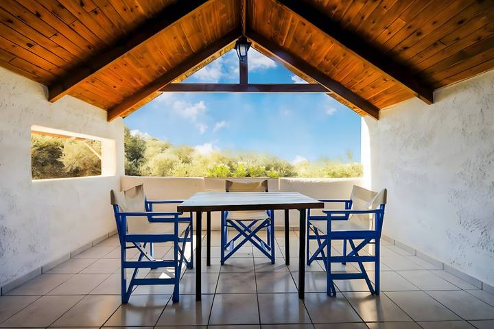 Cottage für 4 Personen, mit Seeblick und Garten sowie Balkon in Chania und Umgebung - 2