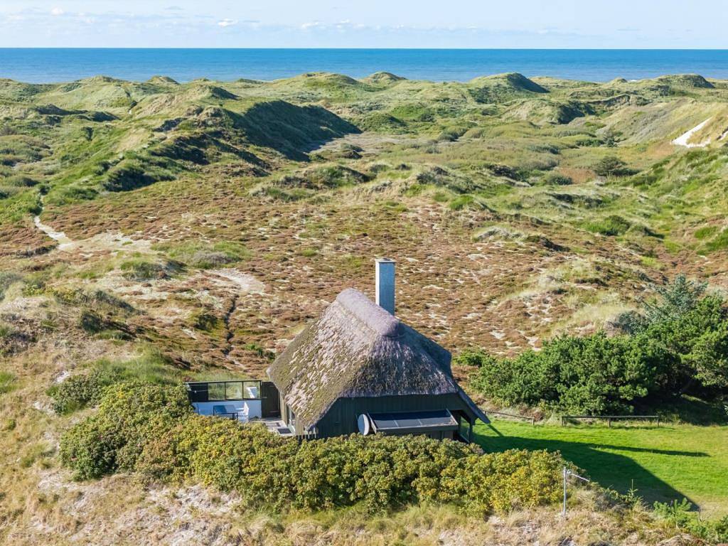 Gemütliches Ferienhaus direkt am wunderschönen Dünengebiet gelegen. in Henne, Varde