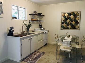 Log Cabin for 2 Guests in Louisiana, USA, Picture 4