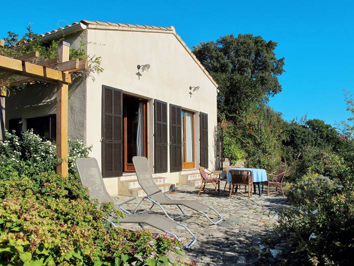 Ferienhaus für 5 Personen, mit Garten und Terrasse sowie Ausblick - 1