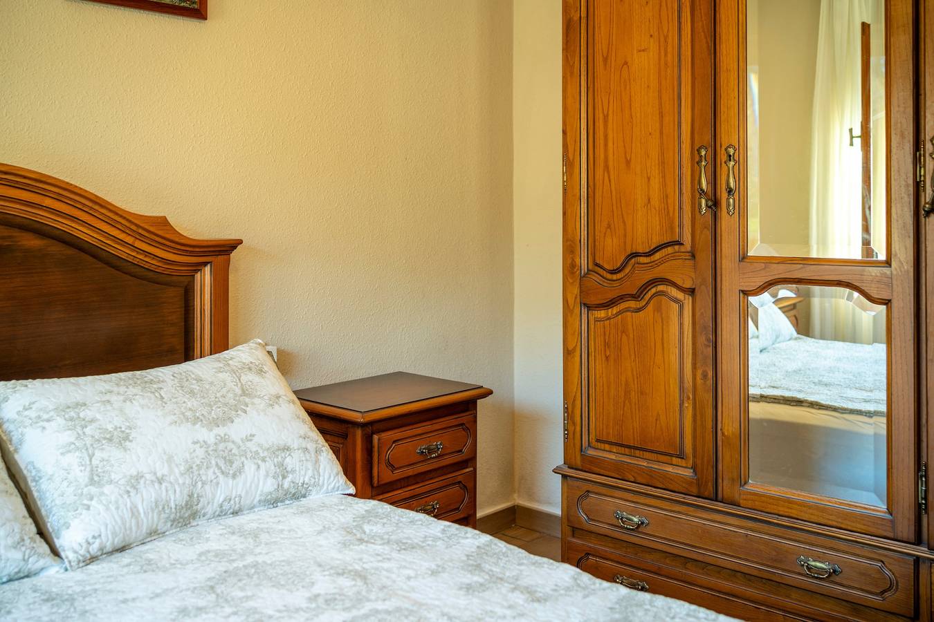 Apartment 'Casa Geli 1' in La Robellada, Onís – Sleeps 9, Pet-Friendly in La Robellada, Onís