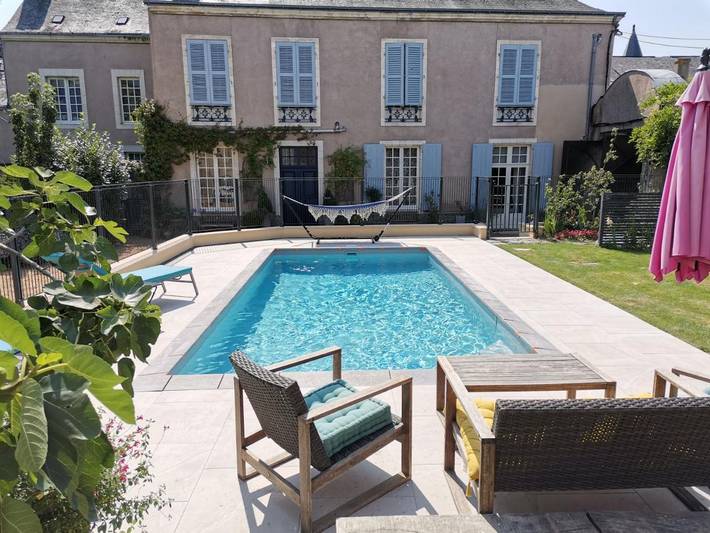 Chambre d’hôte pour 2 personnes, avec Terrasse et Jardin ainsi que Piscine et Vue