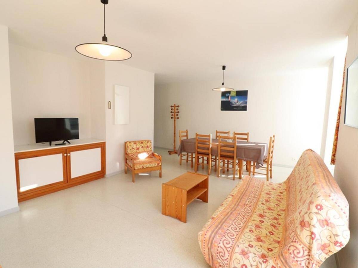 Appartement entier, Apartment in Saint-Vincent-de-Salers, Parc naturel régional des Volcans d'Auvergne