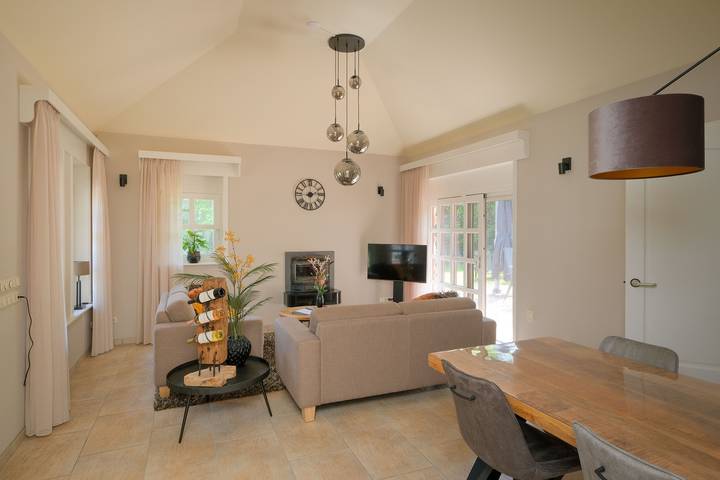 Ferienhaus für 4 Personen mit Sauna und hottub nahe Naturschutzgebiet Borkeld in Holten, Twente