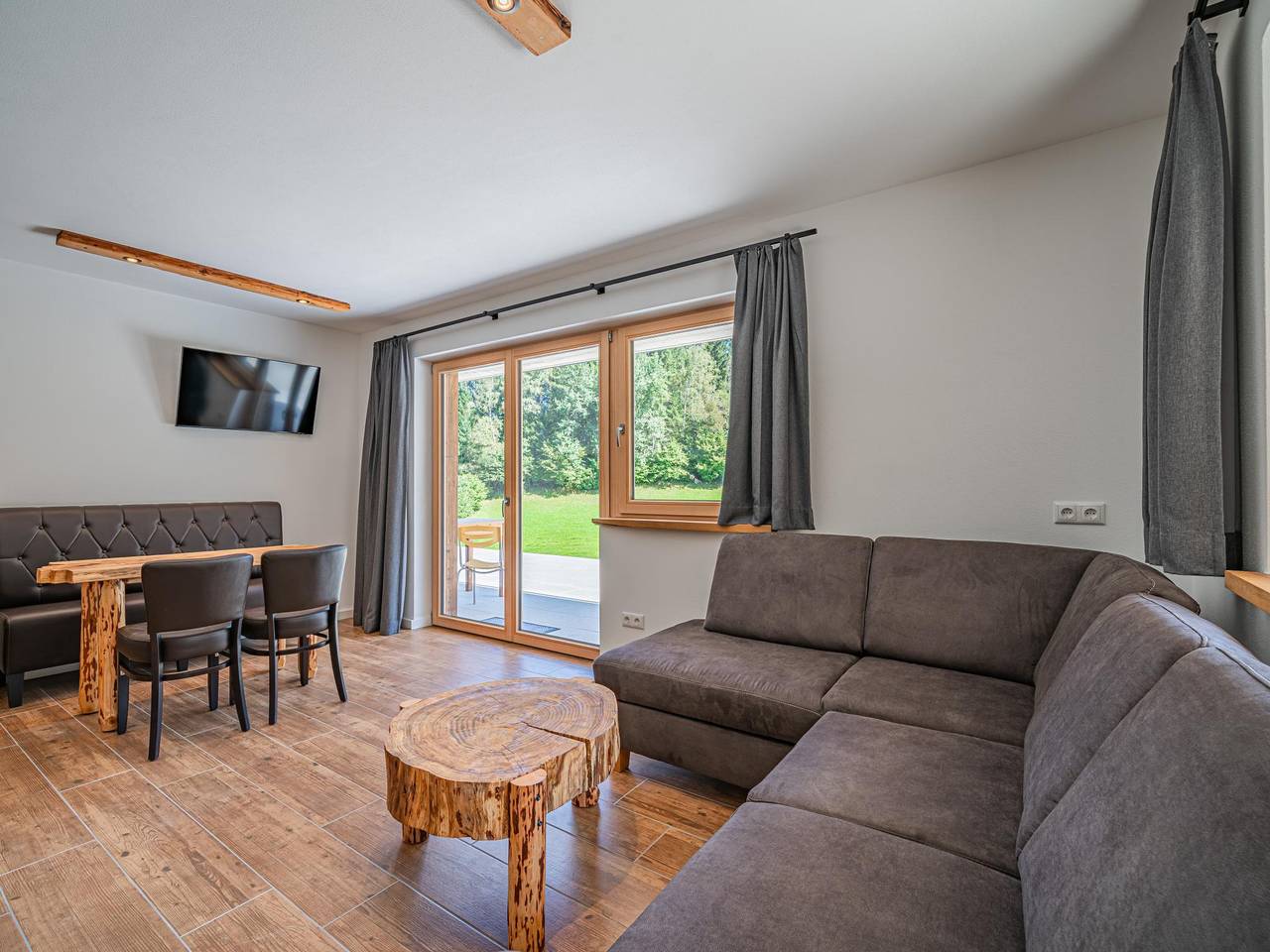 Ganze Wohnung, Gemütlich wohnen am Waldrand von Krimml in Zillertaler Alpen