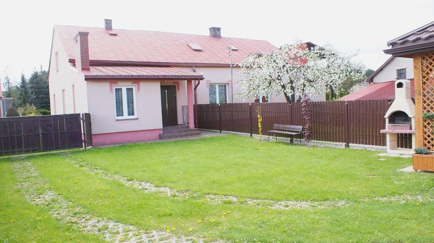 Dom dla 8 osób, z ogród, zwierzęta dozwolone w Krasnobród