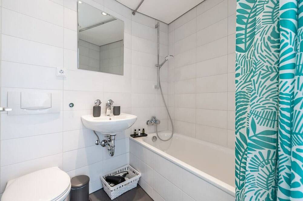 Entire apartment, Arbio I New Apart Hoteltower Kongress am Park in Augsburg, Bavarian Swabia