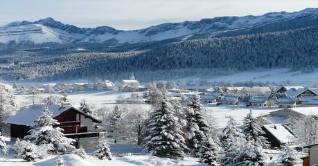 Gîte pour 4 personnes, avec balcon à Corrençon-en-Vercors