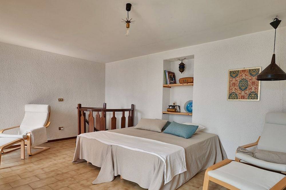 Holiday Home Como Lake-Casa Sibiel-Typical Italian house in Faggeto Lario, Comosøen