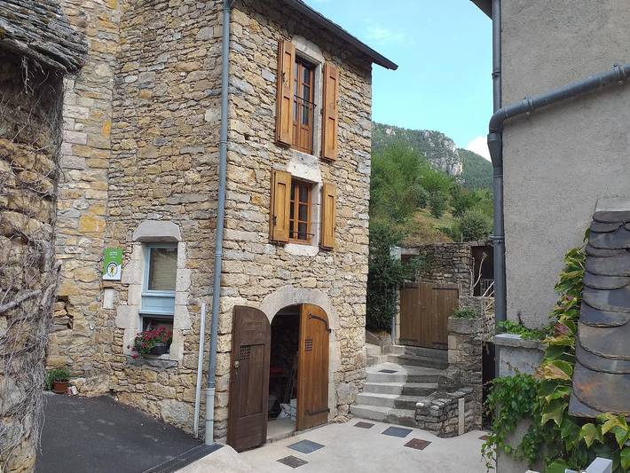 Gîte pour 4 personnes, avec terrasse