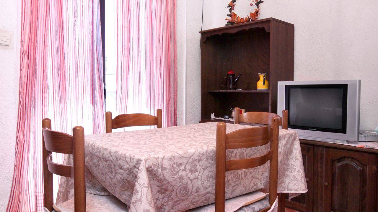 Ganze Ferienwohnung, Ferienwohnung für 3 Personen (33 m²) in Sućuraj in Sucuraj, Hvar