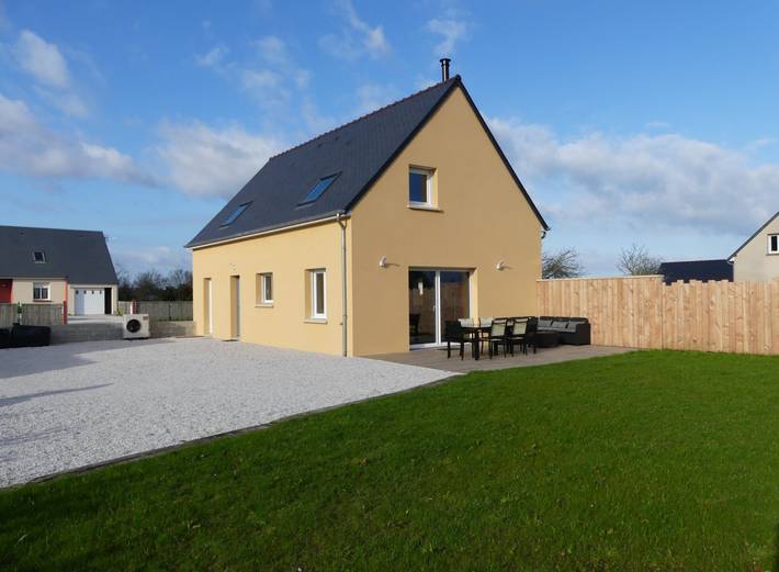 Gîte pour 8 personnes, avec terrasse et jardin à Quettehou - 2