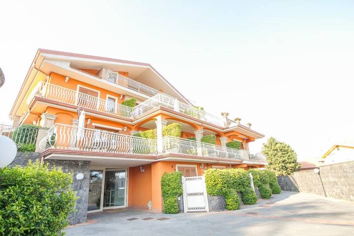 Appartamento per 5 persone, con giardino in Trecastagni