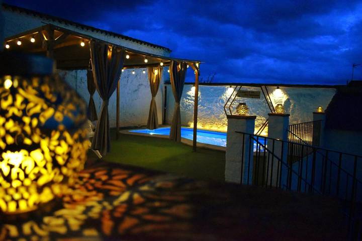 Casa rural para 12 personas, con Terraza además de Jardín y Piscina en La Serena