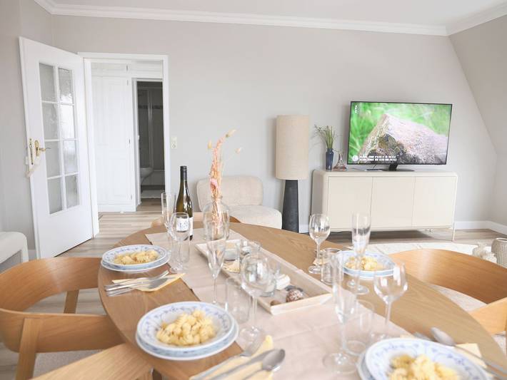 Ganze Wohnung, Modernes 3-Zi.-Penthouse in Westerland – mit 2 Balkonen & zentraler Lage in Westerland, Sylt (Gemeinde)