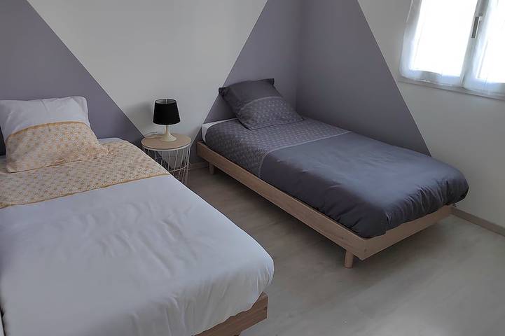 Location de vacances pour 6 personnes, avec jardin et terrasse à Villiers-sur-Tholon - 2