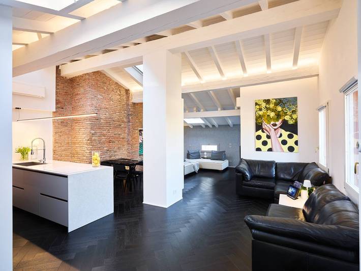 Loft per 4 persone, con Idromassaggio a Bologna