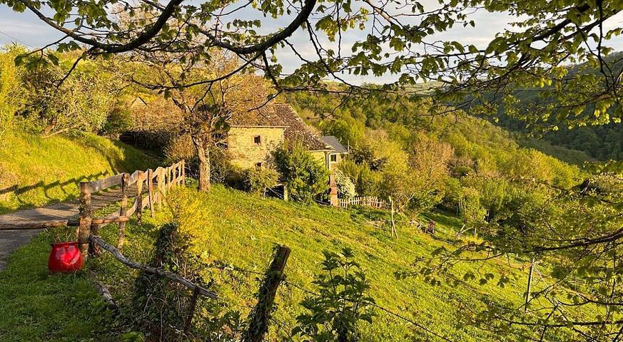 Chambre d’hôte pour 2 personnes, avec jardin dans l' Aveyron - 2