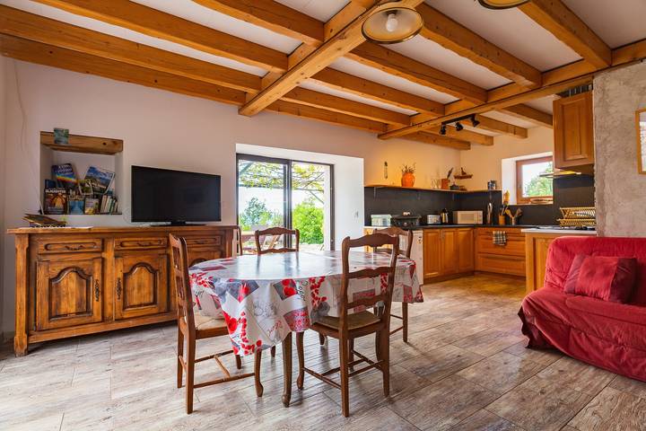 Gîte pour 11 personnes, avec Jardin