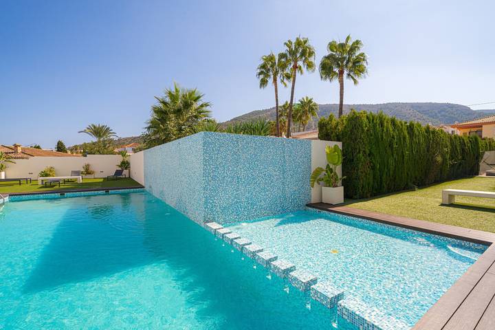Bungalow para 6 personas, con piscina para niños en Alfàs del Pi