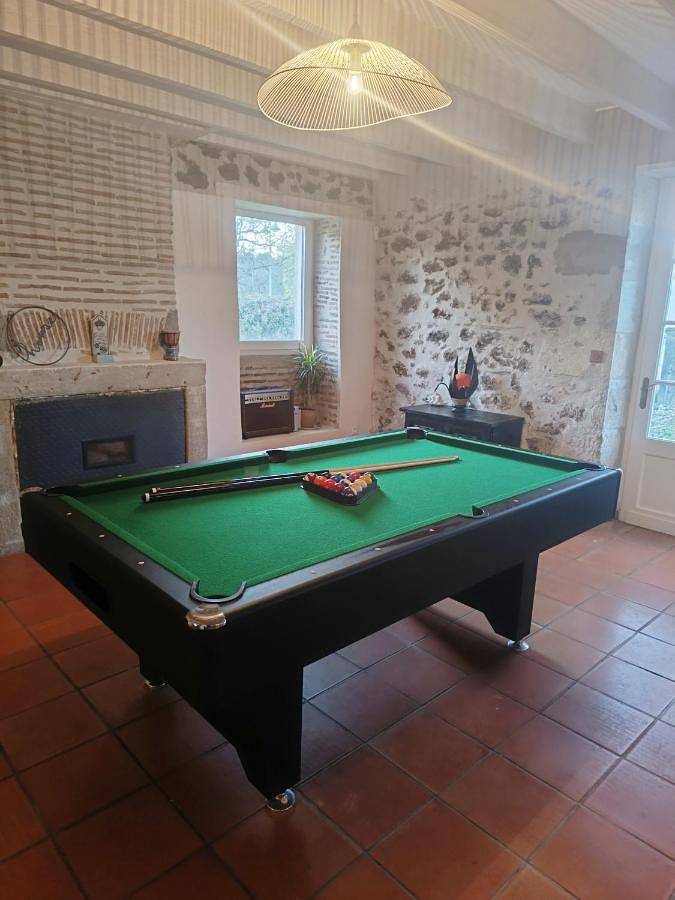 Gîte pour 6 personnes, avec jardin et vue à Captieux