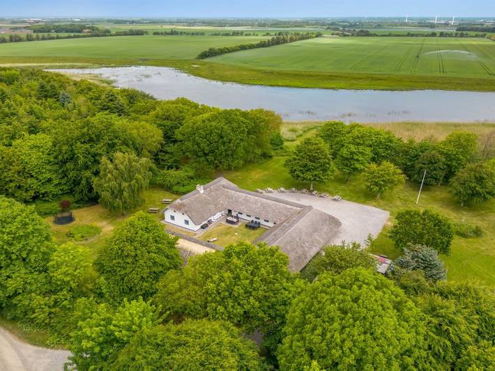 Ferienhaus für 21 Personen, mit Seeblick und Terrasse, mit Haustier in Nissum Fjord