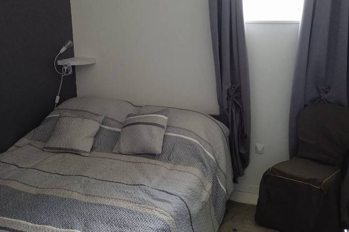 Location de vacances pour 8 personnes, avec terrasse, animaux acceptés à Labégude - 3