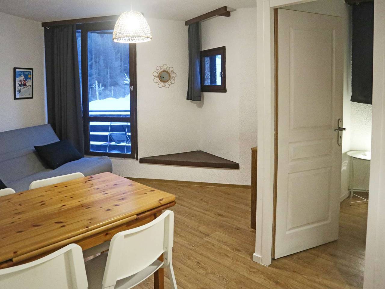 Estudio entero, Estudio acogedor 4 pers, a pie de pistas, balcón sur, centro estación in Les Orres, Parque Nacional de los Ecrins