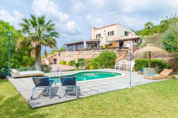 Villa in Puig de Santa Magdalena, Inca für 5 