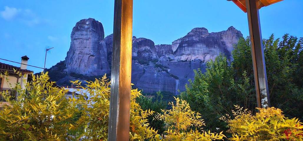 Gîte pour 2 personnes, avec vue ainsi que balcon et jardin dans Kalambáka - 3