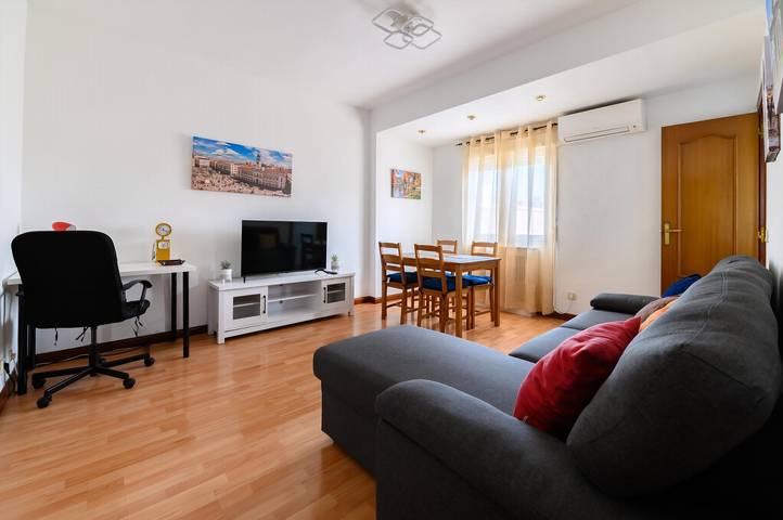 Apartamento entero, GuestReady- Luminoso piso en Madrid in Chamartín (Madrid), Madrid