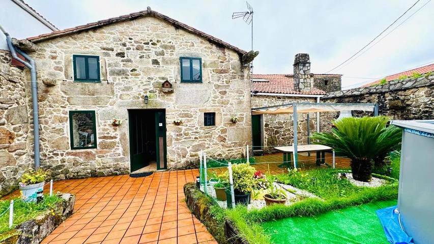 Casa rural para 10 personas, con vistas además de piscina y jardín, Se admiten mascotas en Padrón - 4