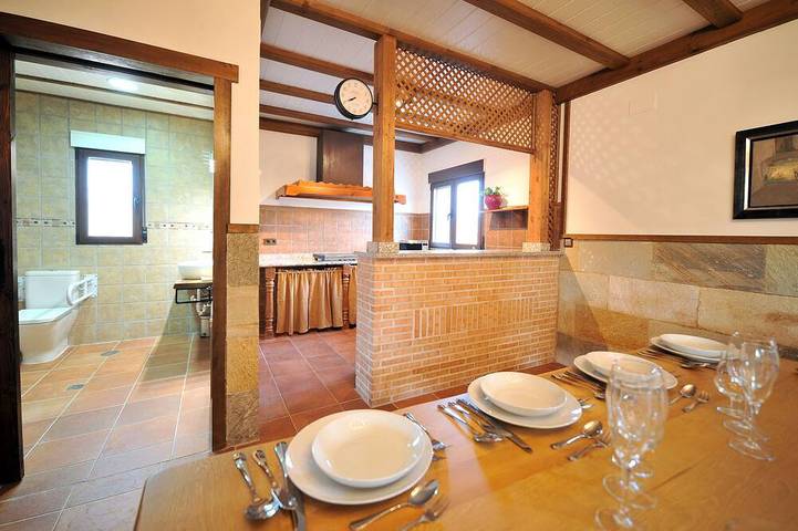 Rural house 5 * Grand Luxury in Toledo, Puy Du Fou in Albarreal de Tajo, Toledo Province